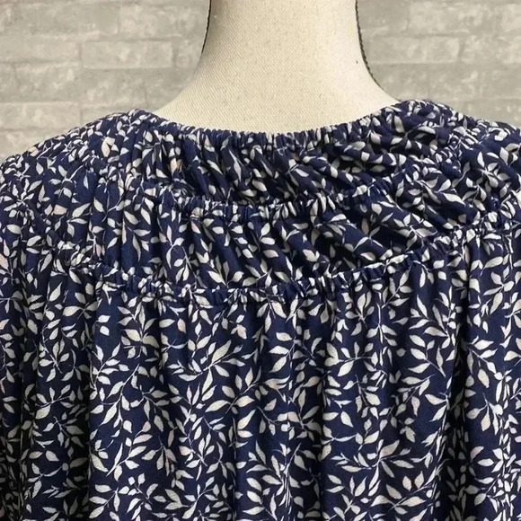 Blue & cream floral smock top shirt blouse - Picture 9 of 16